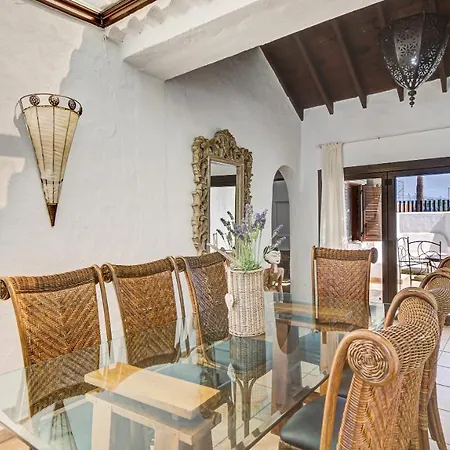 Savila * Caleta De Fuste